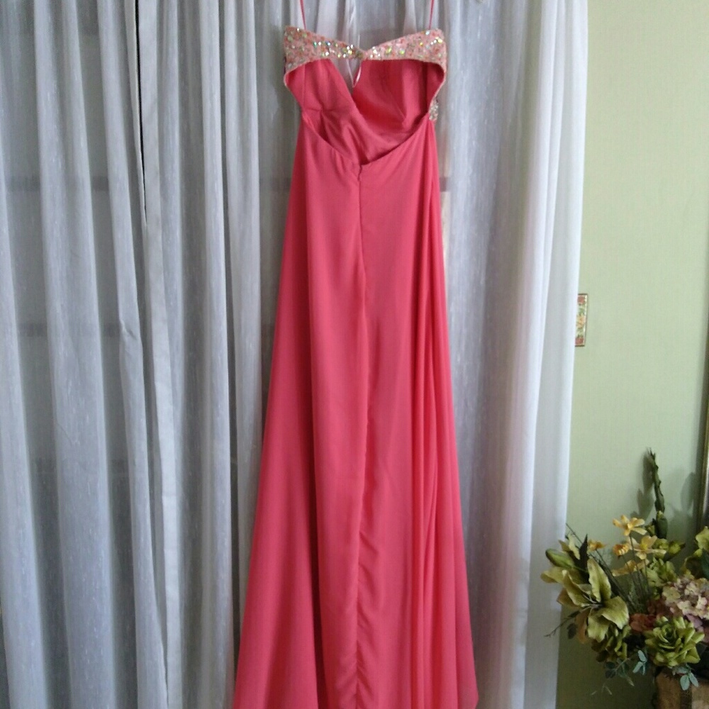 Coral  size s formal / prom gown Jewel bodice - Picture 4 of 6